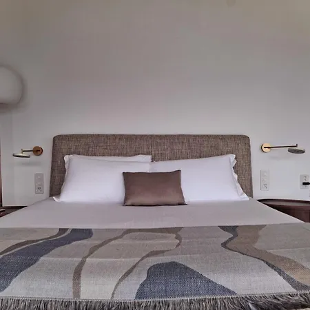 Chiar Di Luna By Quokka 360 - Loft With View Of Maggiore Apartment *