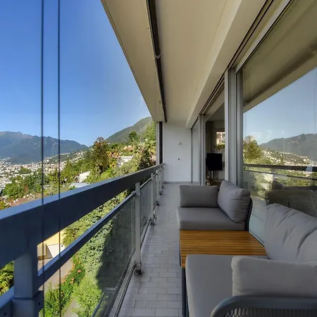 Chiar Di Luna By Quokka 360 - Loft With View Of Maggiore Appartement